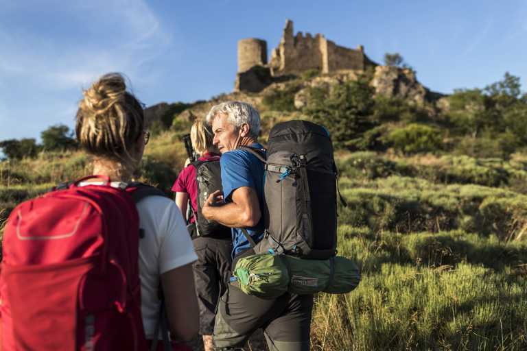 Κάμπιγνκ με Σακίδιο: Στάσου Βράχος Περπάτα Μονάχος